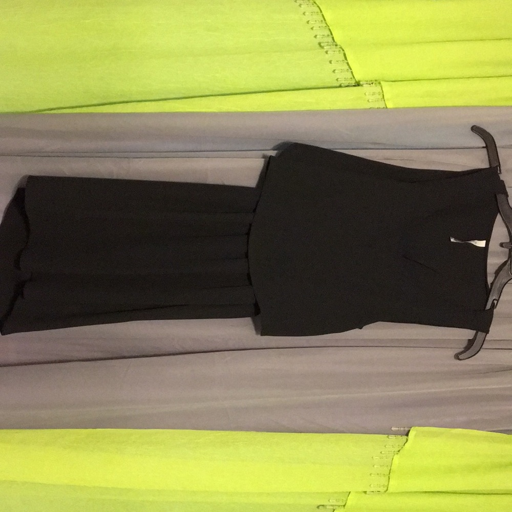 Black, backless dress
